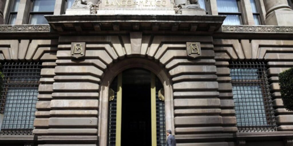 Banxico eleva su pronóstico de crecimiento para el PIB de México a 1.5% en 2026