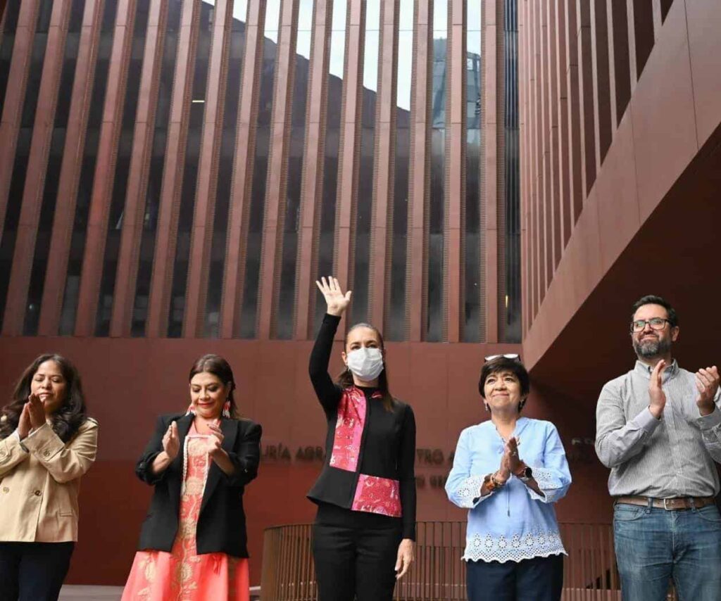 Inauguración del Archivo General Agrario en la Ciudad de México