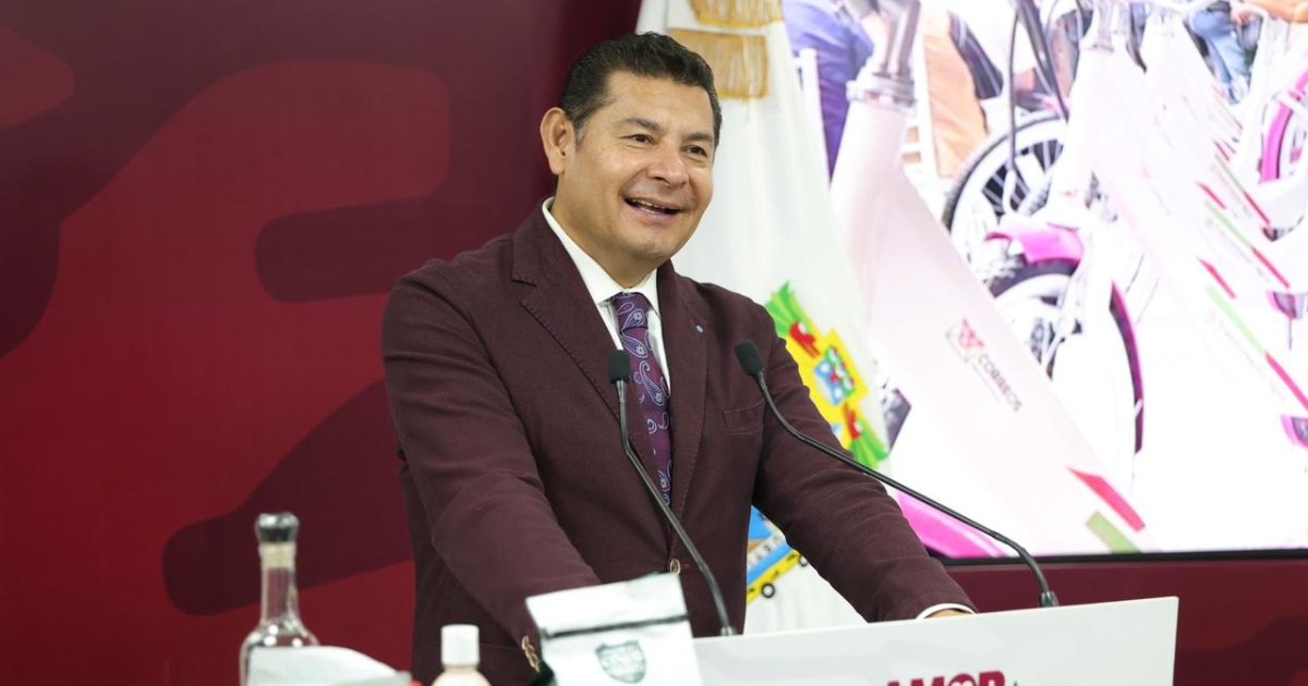 Crecimiento de carreras STEM y mecatrónica en México